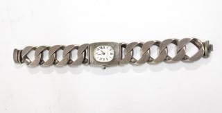 Jean Perret Swiss Silver Wrist Watch Chain An oval dial