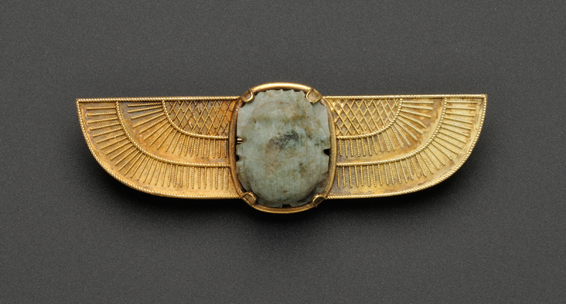 Egyptian Revival 18kt Gold Ancient Scarab Brooch Castellani set with