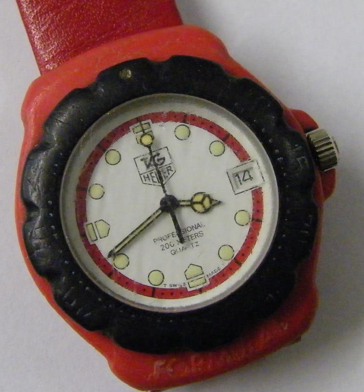 Tag Heuer Professional Formula One quartz wristwatch reference 385 513