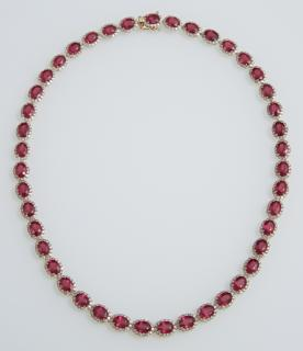 14K Yellow Gold Link Necklace each of the 43 link
