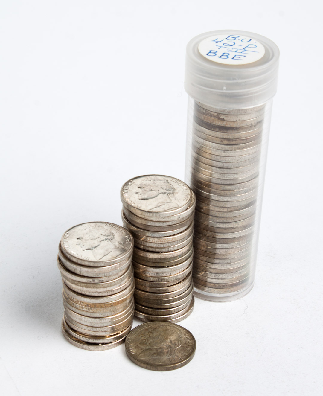 Eighty Jefferson type silver alloy cent pieces comprising forty 1942