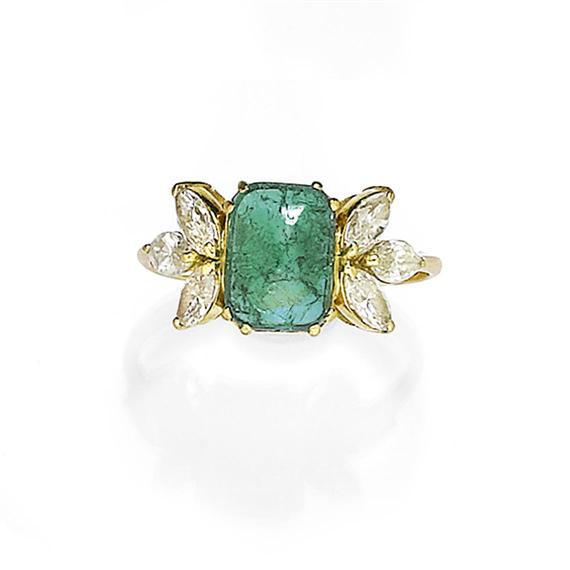 EMERALD AND DIAMOND RING Yellow gold 750 Elegant ring set
