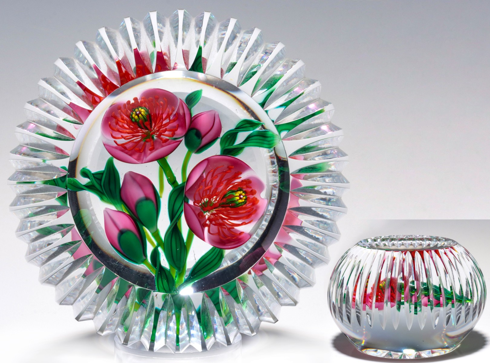 266 A KEN ROSENFELD FACETED PAPERWEIGHT WITH FLORAL SPRAYKen Rosenfeld