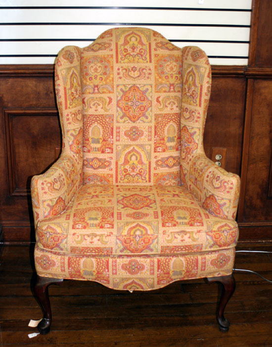 Queen Anne Style Mahogany Finish Machine Tapestry Upholstered Wing Armchair