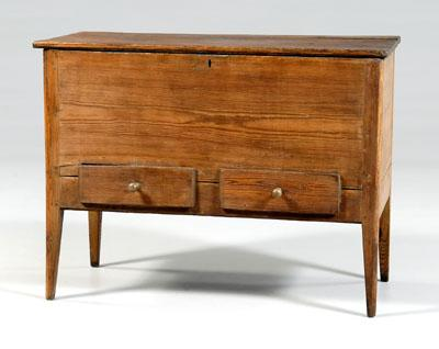 Georgia yellow pine blanket chest yellow pine throughout with hinged