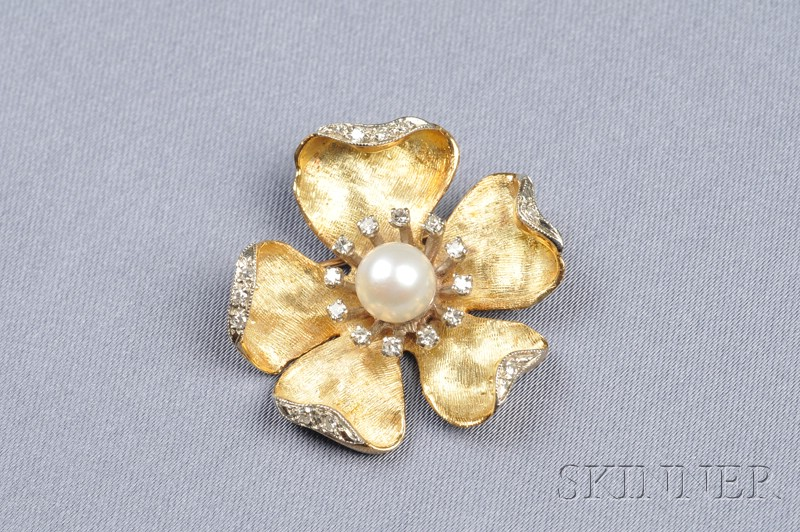18kt Gold Cultured Pearl and Diamond Flower Brooch with cultured