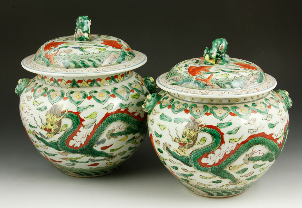 3430 Chinese Ginger Jars Two almost identical covered ginger jars