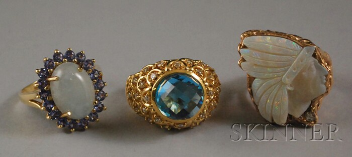 Three Gold Gem set Rings a 9kt gold ring with