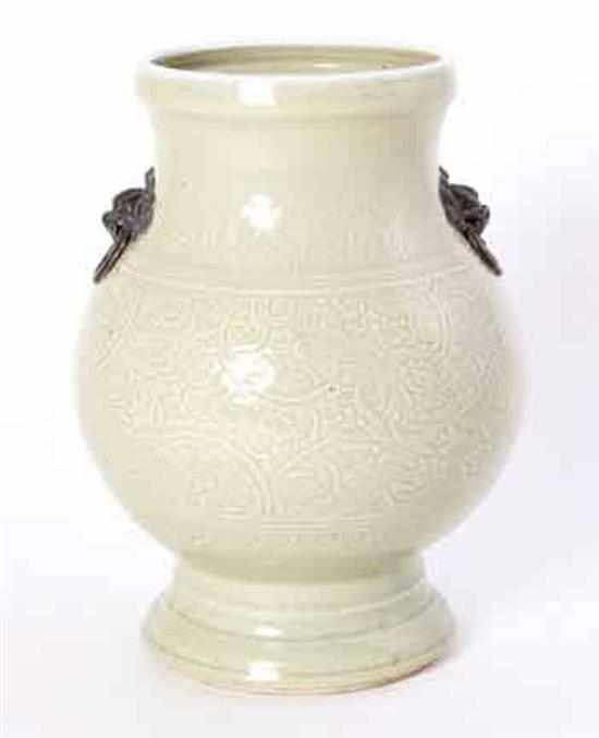 Chinese celadon porcelain vase 18th 19th century baluster form with