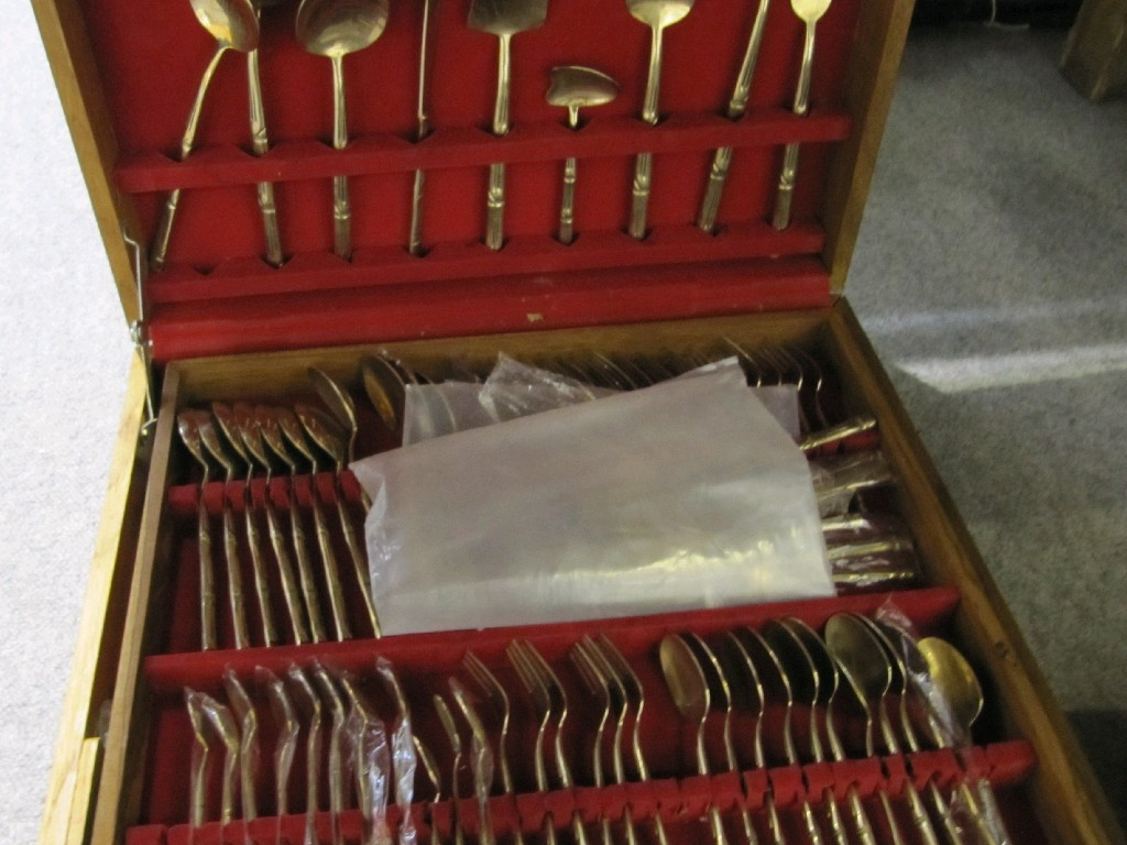 Cased gilt metal cutlery set