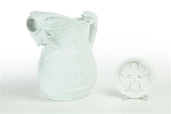 TWO PIECES OF UNION PORCELAIN WORKS Greenpoint Kings County New