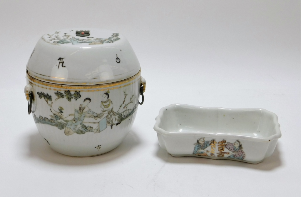 2PC CHINESE PORCELAIN BOWL DISH GROUP China Late 19th Early