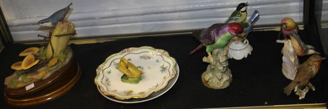 TWO HUMMEL PORCELAIN BIRDS to include a robin and a
