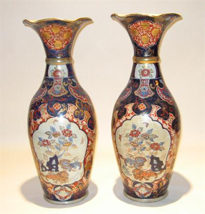Pair of Large Japanese imari vases 20th century Of baluster