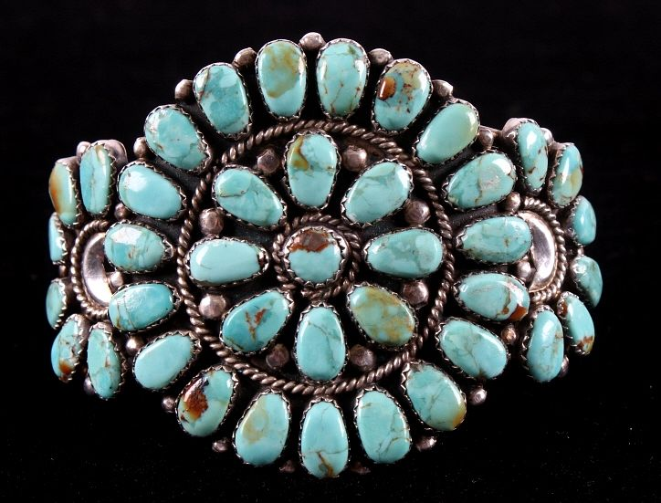 No 8 Turquoise Sterling Silver Bracelet Included in this lot