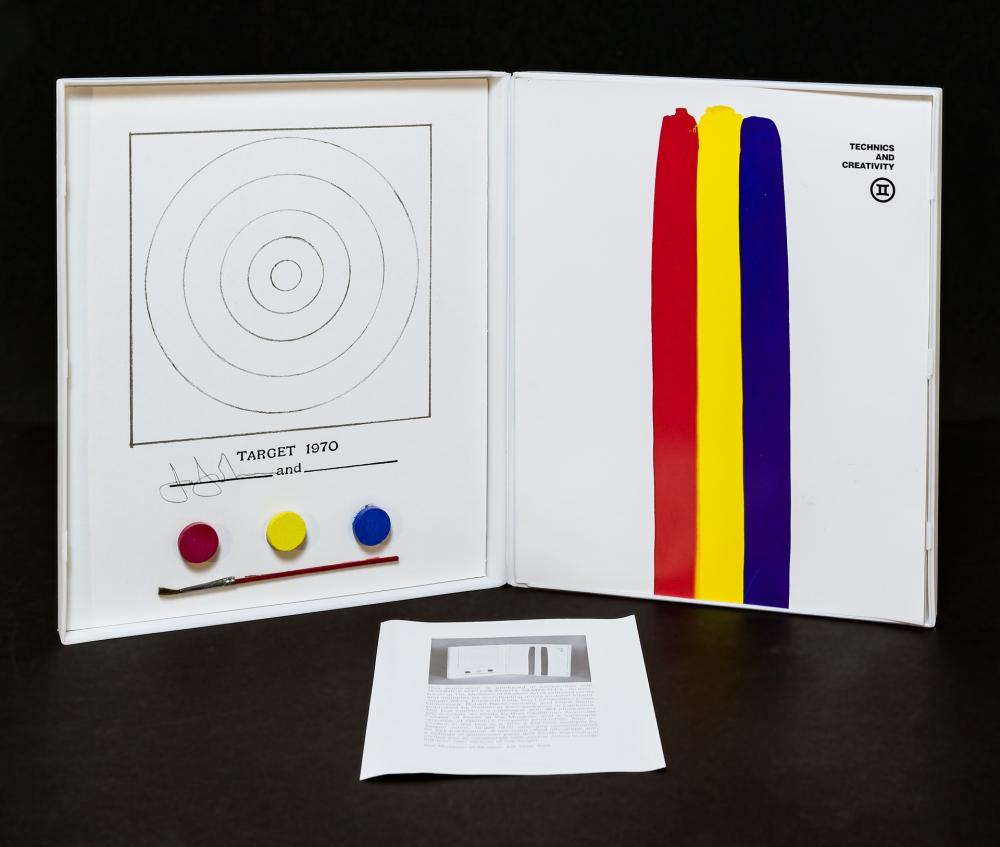 JASPER JOHNS American b 1930 Target from Technics and Creativity