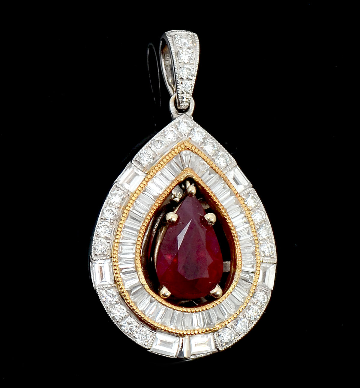 18K 1 50 CT RUBY PENDANT WITH 84 CTW DIAMONDS