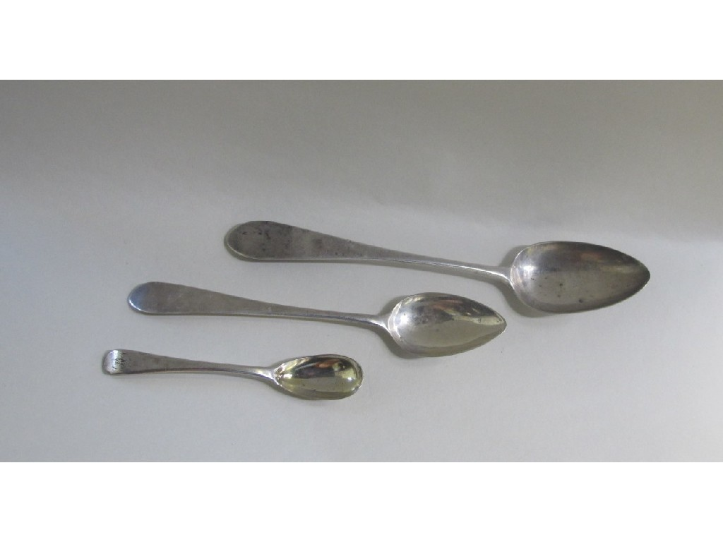 Lot comprising antique silver table spoon dessert spoon and an