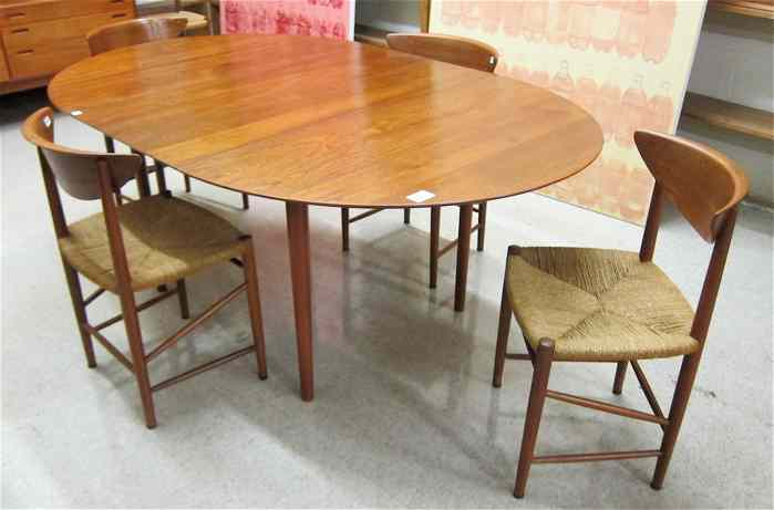 DANISH MID CENTURY MODERN DINING TABLE AND CHAIR SET Mobelfrabik
