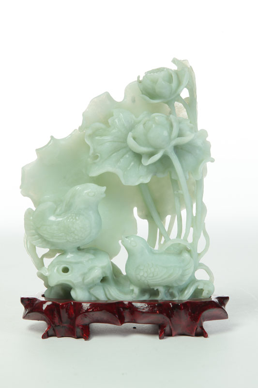 DECORATIVE CARVING OF BIRDS Asian 20th century jade Pale green