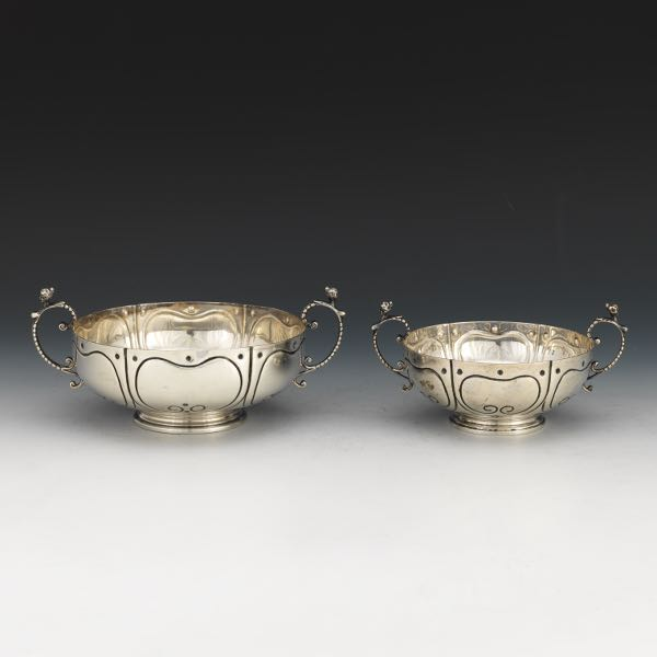 TWO STERLING SILVER BOWLS REPRODUCTION OF A SIMEON SOUMAIN DESIGN