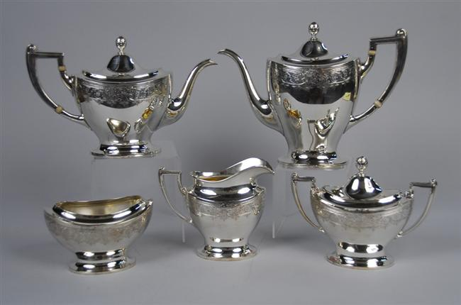 AMERICAN SILVER FIVE PIECE COFFEE TEA SERVICE Reed Barton maker
