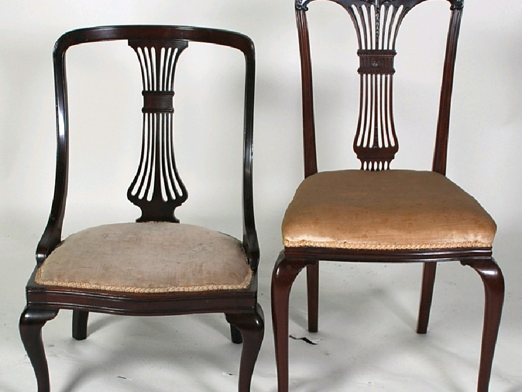 PAIR OF EARLY TWENTIETH CENTURY CARVED MAHOGANY DRAWING ROOM CHAIRS