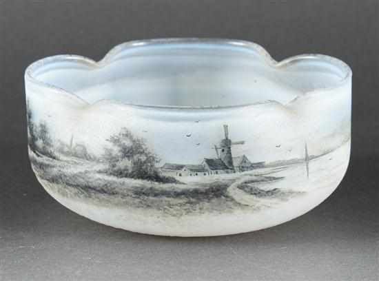Daum Nancy painted opalescent glass bowl early 20th century scalloped