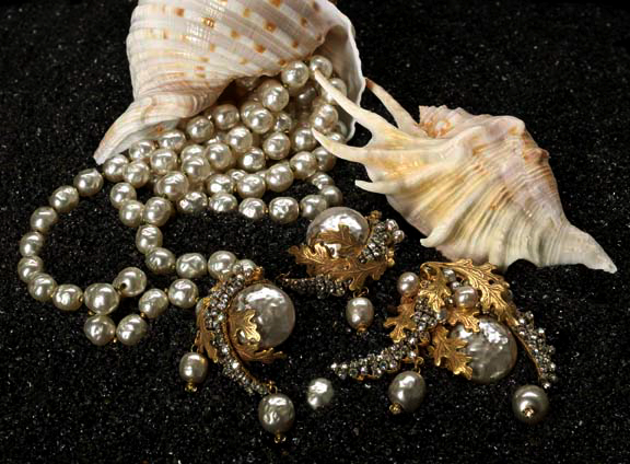 Miriam Haskell Rope Length Strand of Faux Pearls ca 1940
