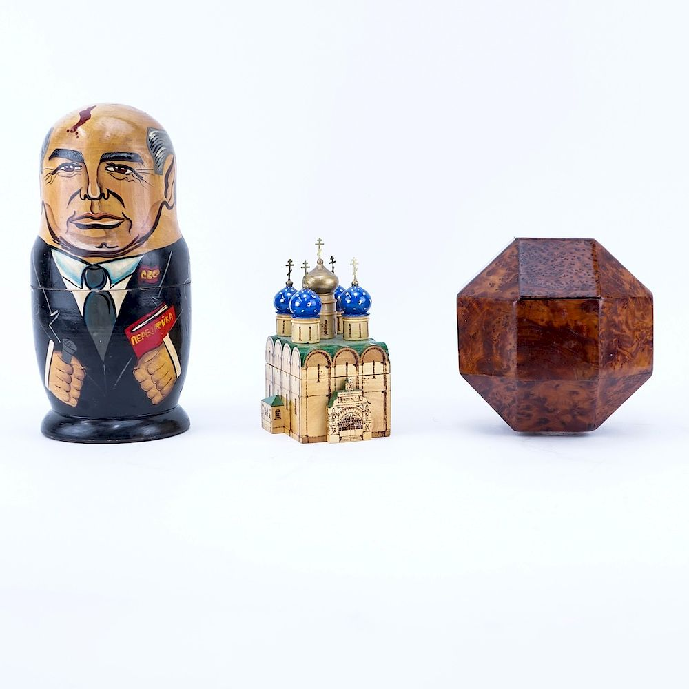 Grouping Of Three 3 Vintage Russian Matryoshka Grouping Of Three