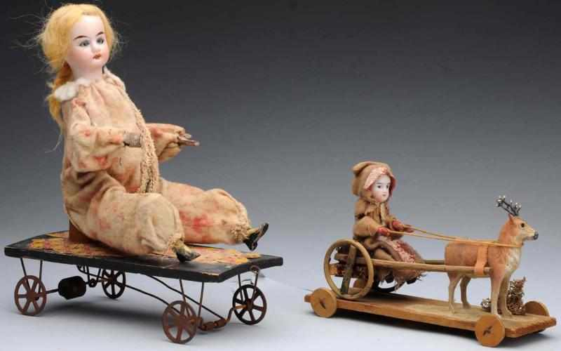 Lot of 2 German Pull Toys Wooden platform toy with
