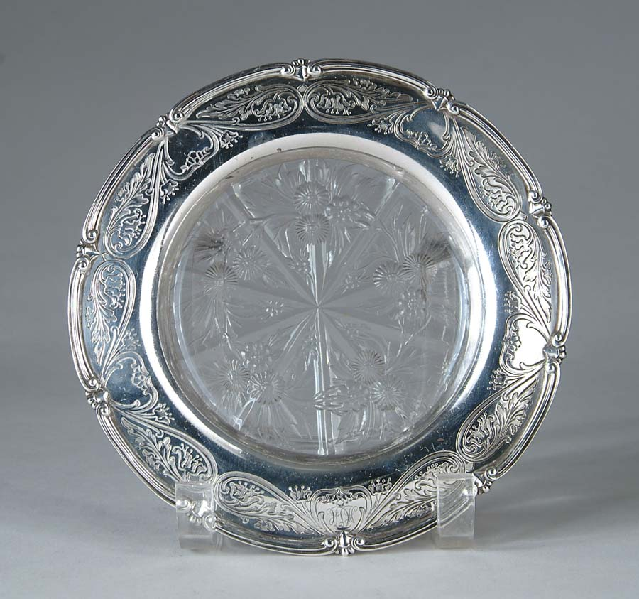 GORHAM CRYSTAL CARVED PLATE Cut glass with floral decoration and