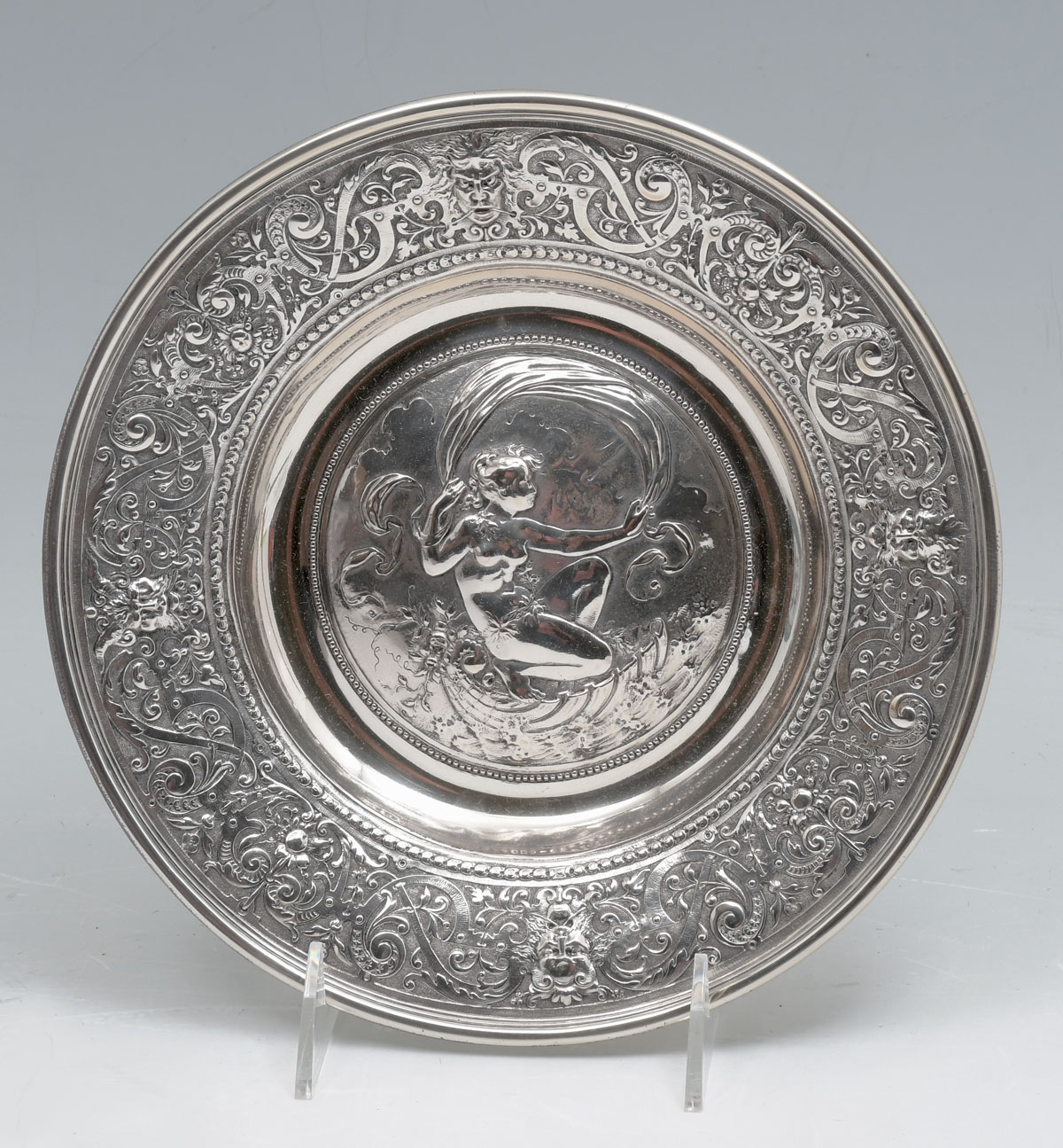 THEODORE B STARR STERLING SILVER REPOUSSE CHARGER Approx 11 47