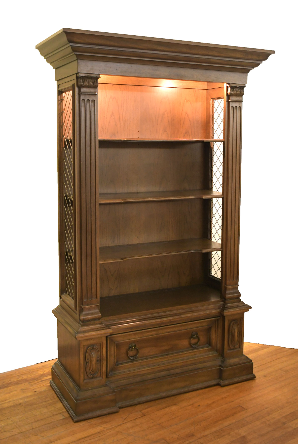 MODERN LIGHTED 3 SHELF OPEN DISPLAY CABINET BY URBAN Large