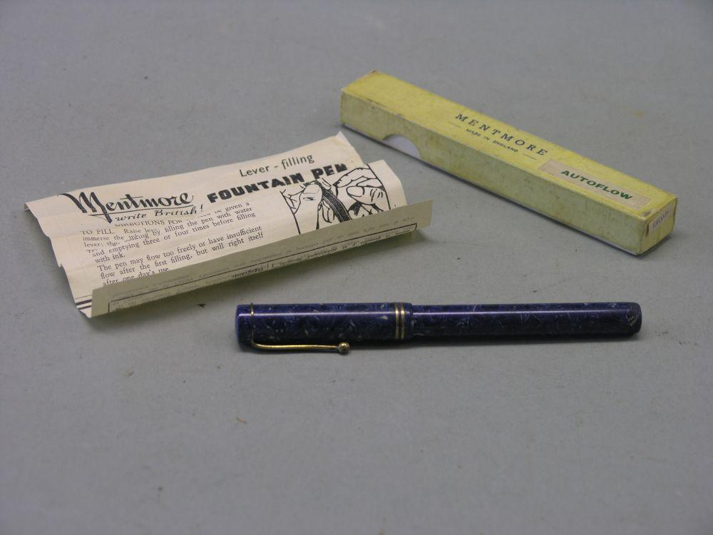 A Mentmore Autoflow fountain pen marbled blue case lever filling