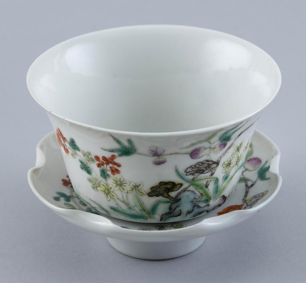 CHINESE FAMILLE ROSE PORCELAIN CUP AND SAUCER 19TH CENTURY CUP