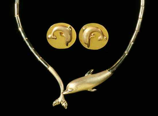 14K YELLOW GOLD DOLPHIN DESIGN FLEXIBLE LINK CHOKER WITH PAIR