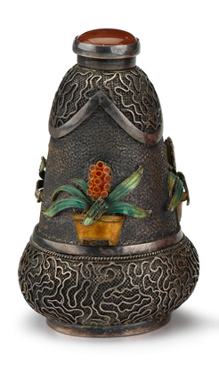Chinese enameled silver snuff bottlelate 19th century