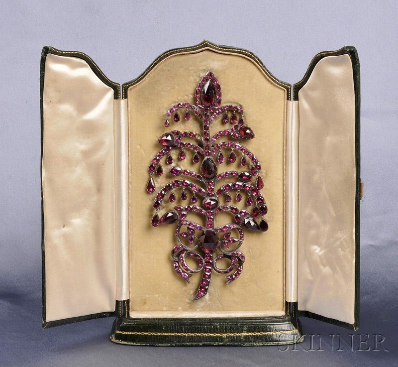Impressive Antique Silver and Garnet Brooch 18th century designed as