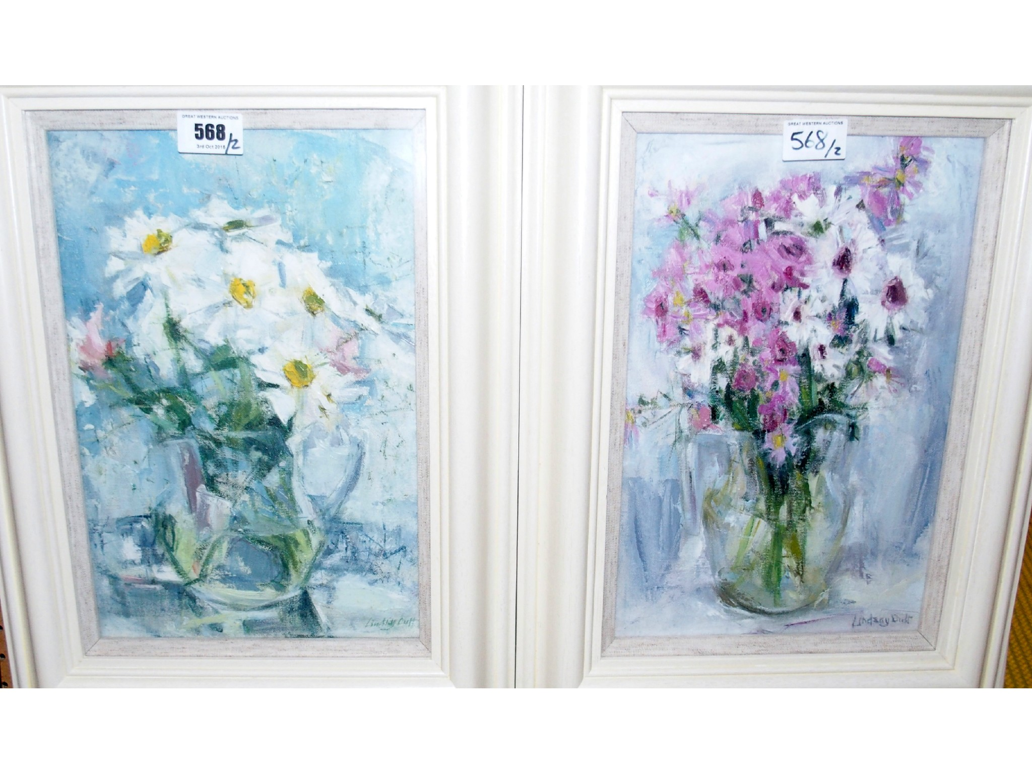 LINDSAY DUFF Still life with daisies signed oil on board