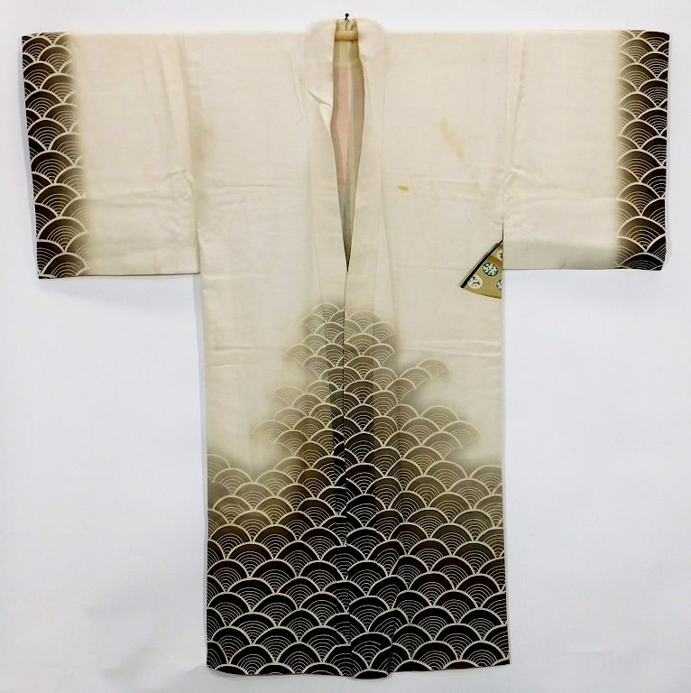 Japanese Edo Period Men s Figural Silk Kimono Japan Circa
