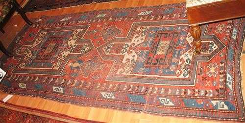 FACHRALO old Red ground with two medallions the entire carpet