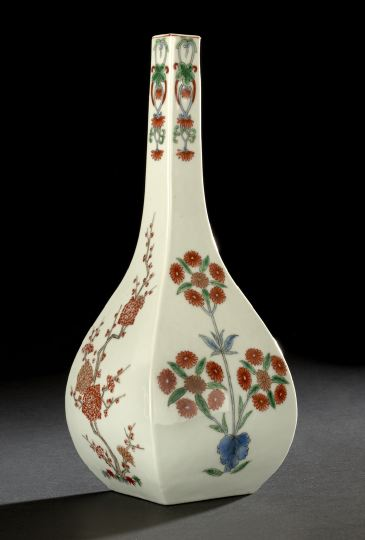 Unusual Japanese Arita Porcelain Bottle Vase in the Kakiemon style