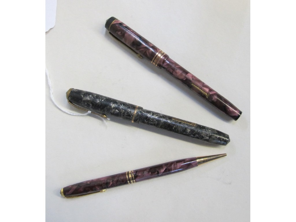 Lot comprising Conway Stewart No 388 pen and pencil set