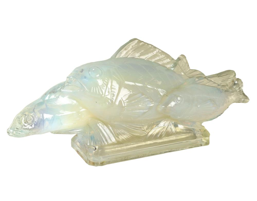 MARIUS SABINO 1878 1961 FISHmolded glass signed to base Condition