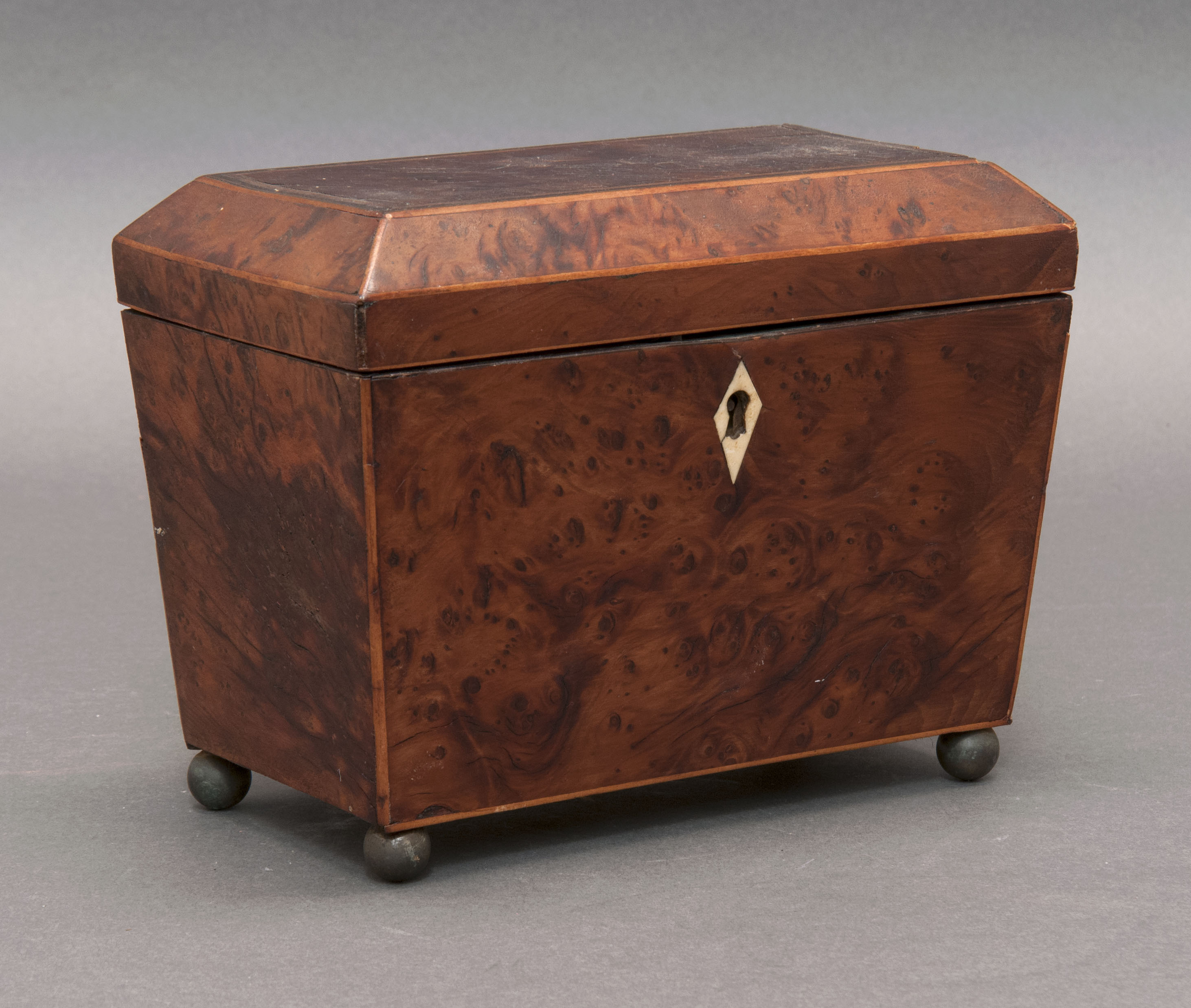 SARCOPHAGUS FORM TEA CADDY English 19th CenturyIn burled veneer with