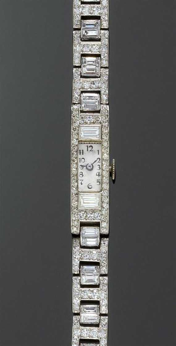 DIAMOND WRISTWATCH GLYCINE ca 1930 Platinum 900 10 iridium Rectangular