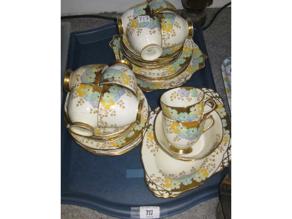 Tray lot of Tuscan plant teawares