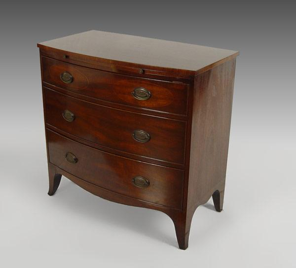 KITTINGER HEPPLEWHITE STYLE SPLAYED LEG CHEST Gainsborough Pattern A691 String