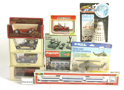 Assorted diecast including Dr Who Guns and Vehicles lot comprises